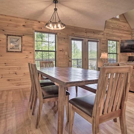 Rustic Pigeon Forge Home With Private Hot Tub! Extérieur photo