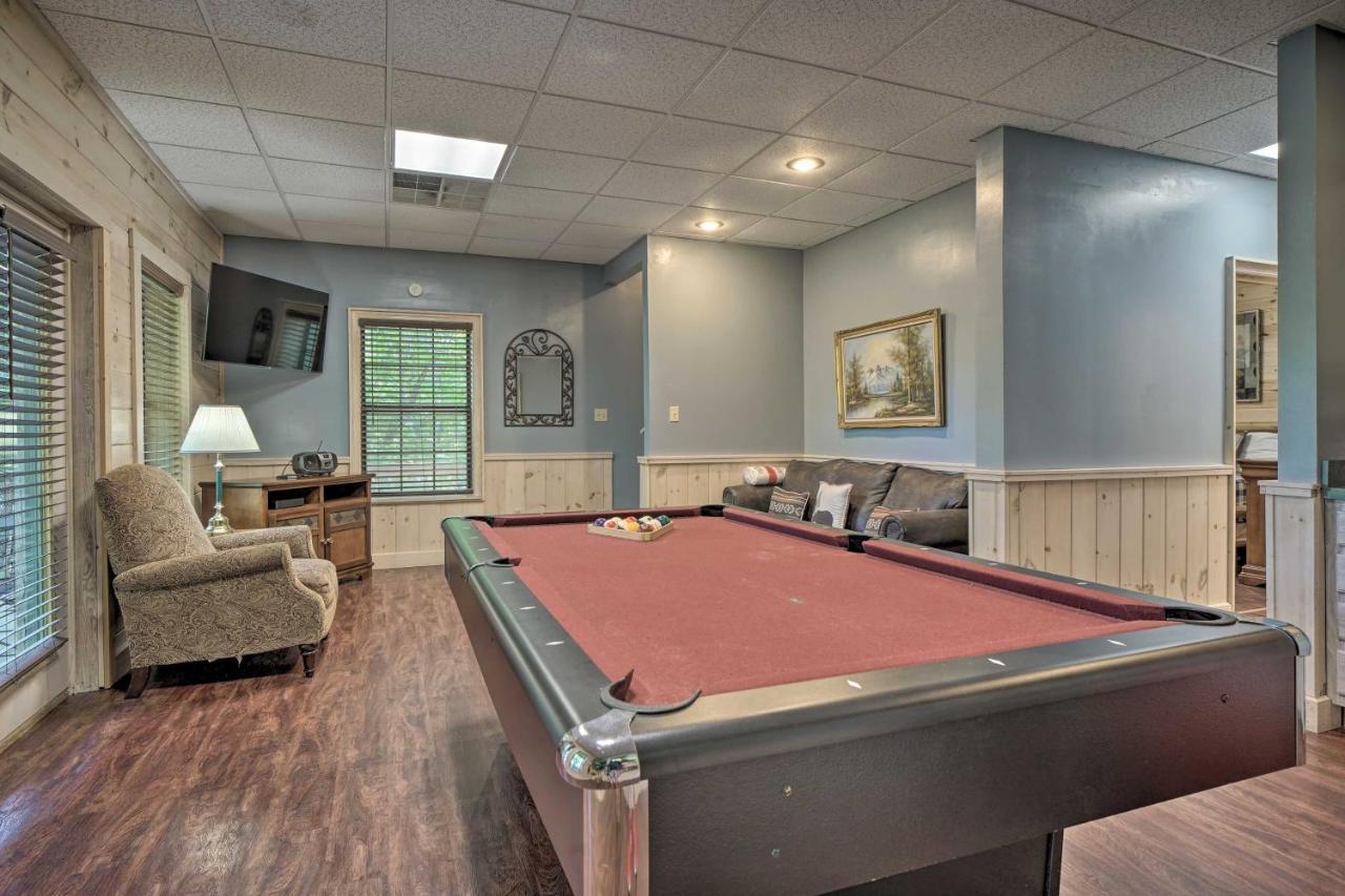 Rustic Pigeon Forge Home With Private Hot Tub! Extérieur photo